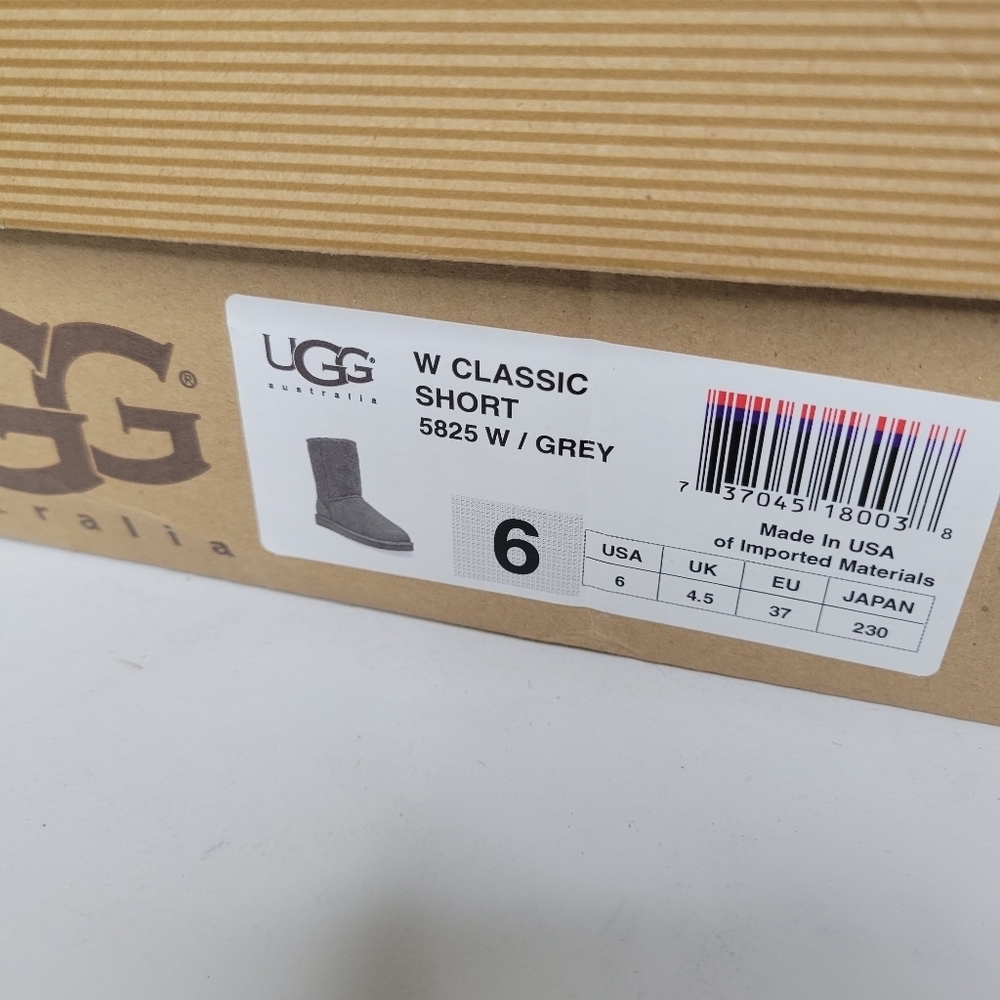 Ugg Classic Short Boots SZ 6 - Picture 11 of 12